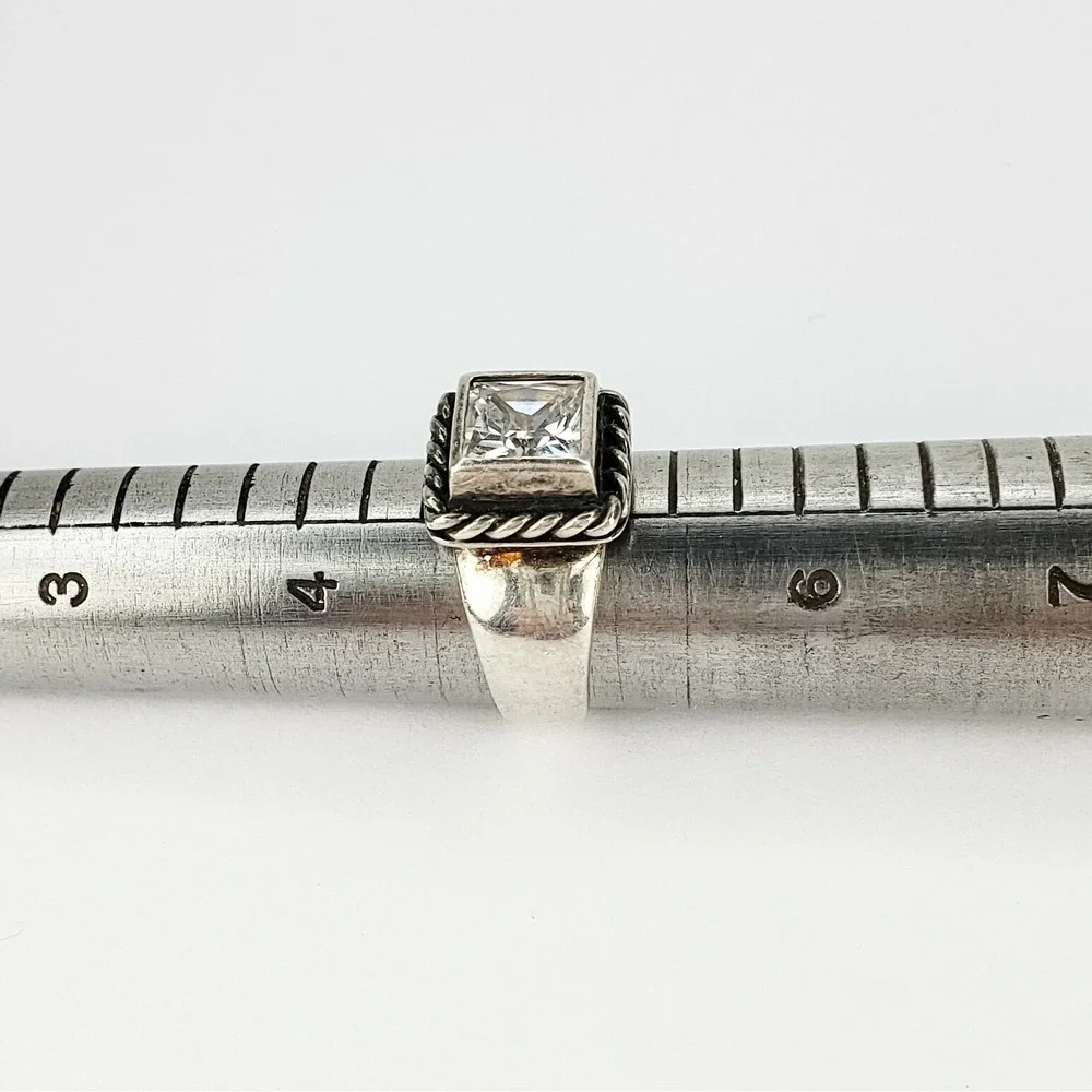 Vintage Ring Sterling Silver 925 Size 5 Square Faceted CZ Rope Border 925 7.8g